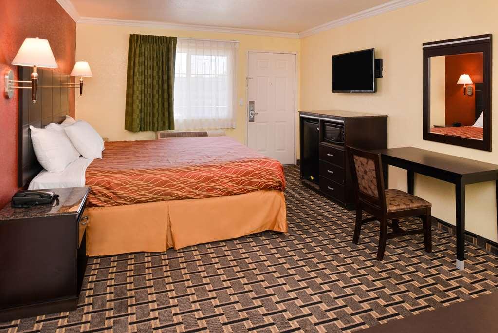 Americas Best Value Inn-Rialto Szoba fotó